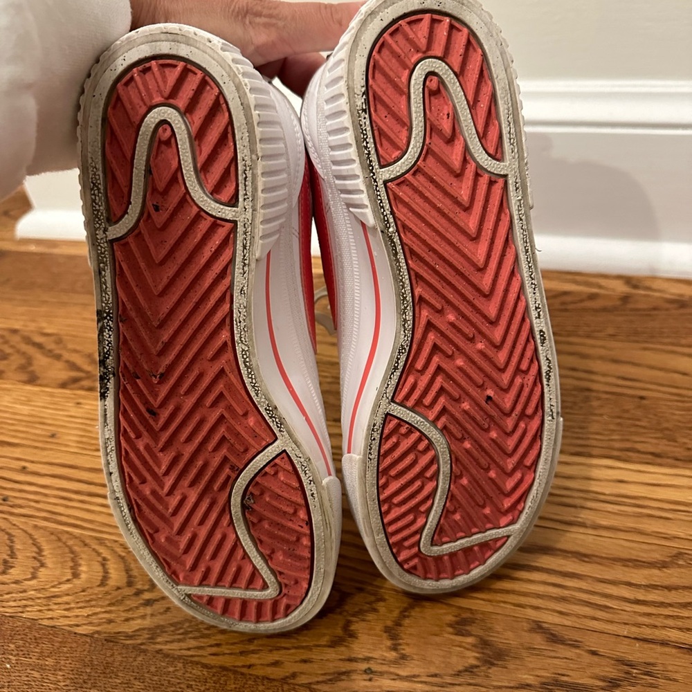 Nike White and pink Women's Sneakers - Picture 4 of 4